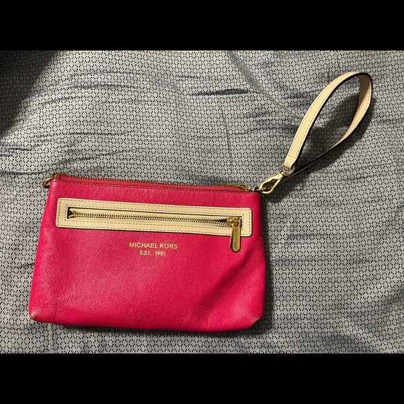 Michael Kors clutch, hot pink - Picture 2 of 3